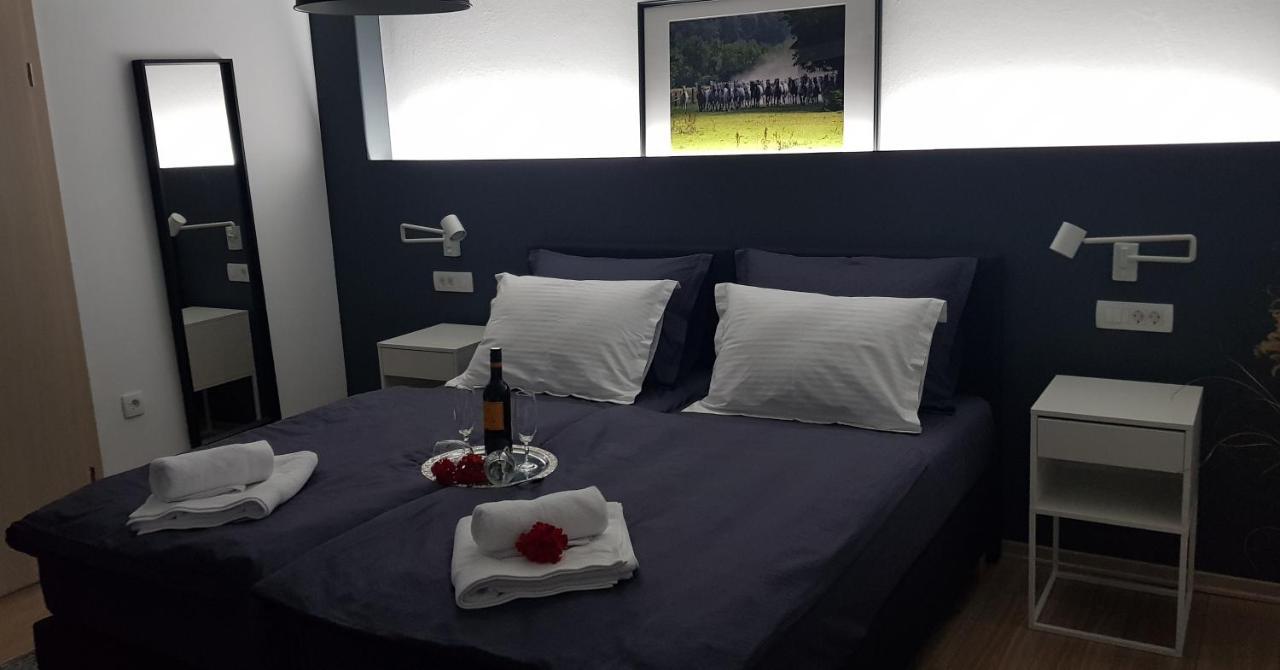 Apartman Relax Ðakovo Buitenkant foto